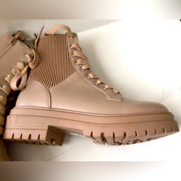 SALE OFR 🆕CHELSEA & VIOLET RUMI LEATHER LACE UP CHUNKY BOOTIES(Sz5.5) - Picture 7 of 15